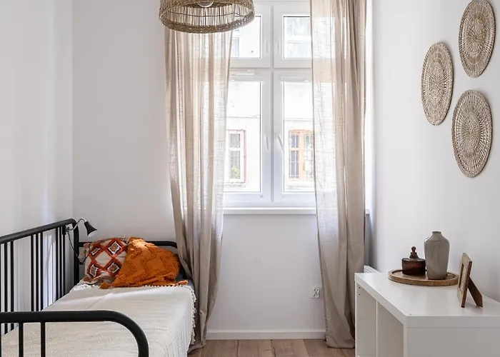 Rentplanet - Cybulskiego Διαμέρισμα