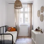 Rentplanet - Cybulskiego Apartamento