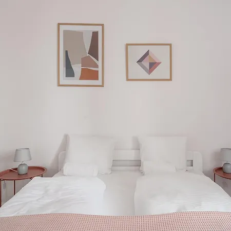 Rentplanet - Cybulskiego * Βρότσλαβ